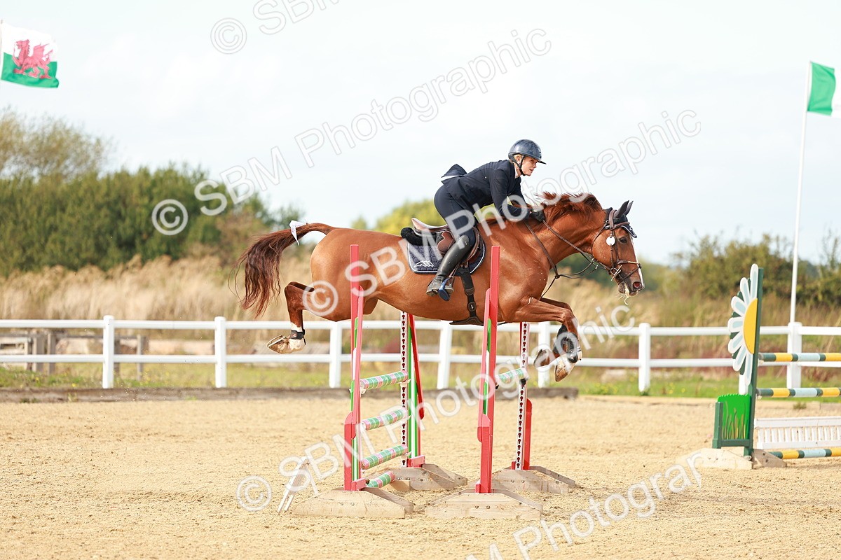 SBM_001823 - Class 4 - Senior Newcomers - 1.10m