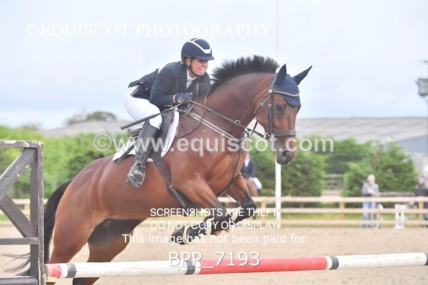 BPP_7193 - CLASS 4 Senior Newcomers/ 1.10m Open