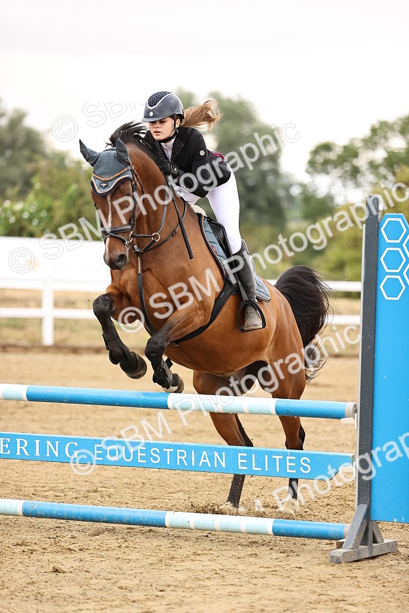 SBM_024453 - Class 8 - Clear Round