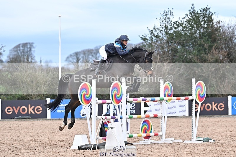 251126-142922-00709 - Cls 6 National 1.30m and 1.40m