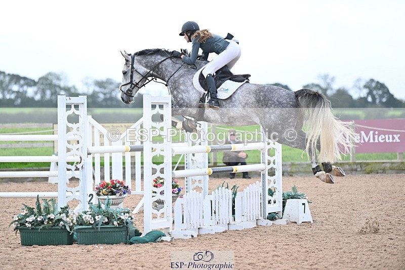 231013A-141015-02599 - Cls 9 Foxhunter & 1.20m Open