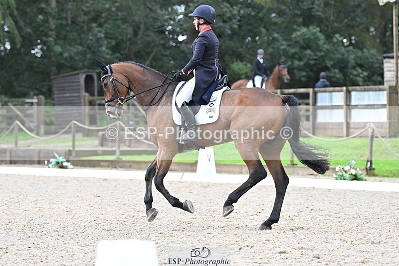 231019-105313-01676 - 034-COOLEY.PARK.MUZE-Gemma.Stevens-DR