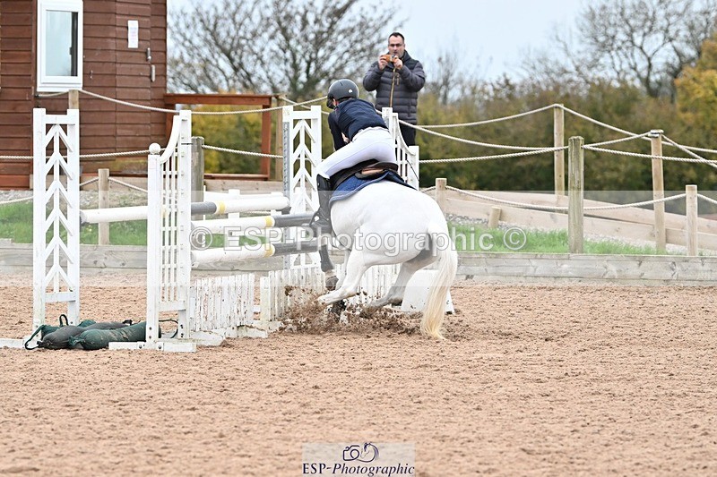 241116X-133536-02213 - Cls 33 A&B Spring Board