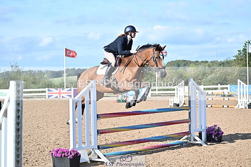 241004A-104352-01321 - Fri 07 Snr Brit Nov & 90cm Open