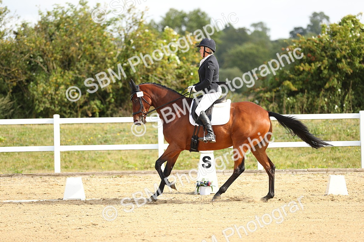 SBM_015472 - Class 14 - Novice 23 - 10.29-11.32