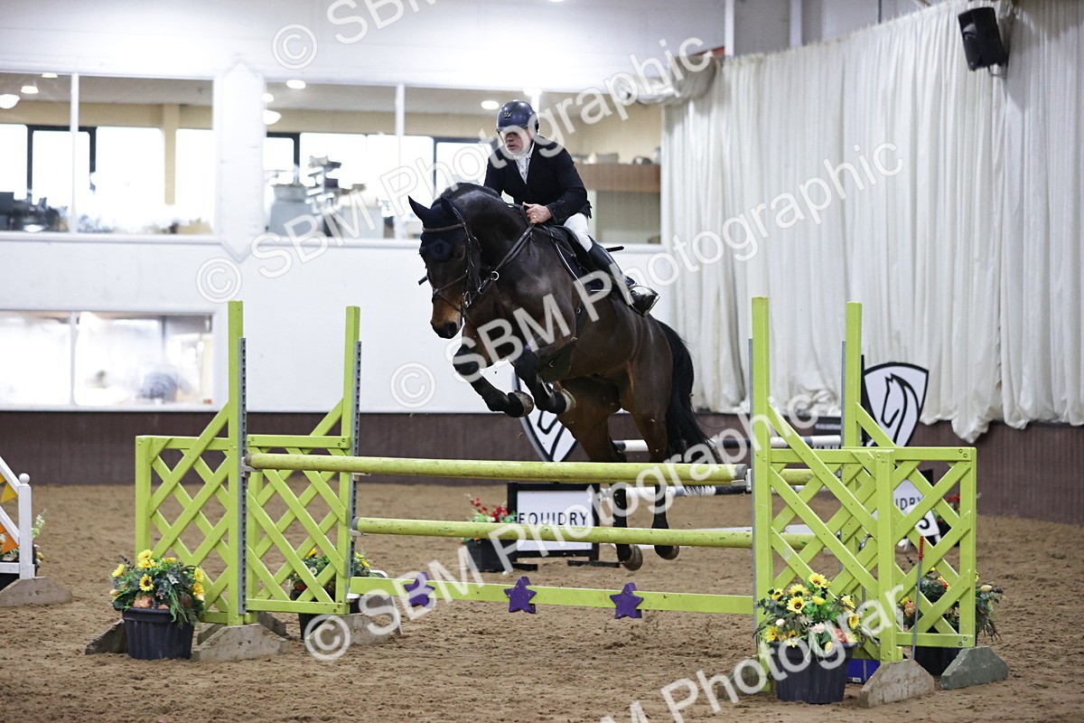 SBM_001233 - Class 4 - Senior Newcomers/ 1.10m Open