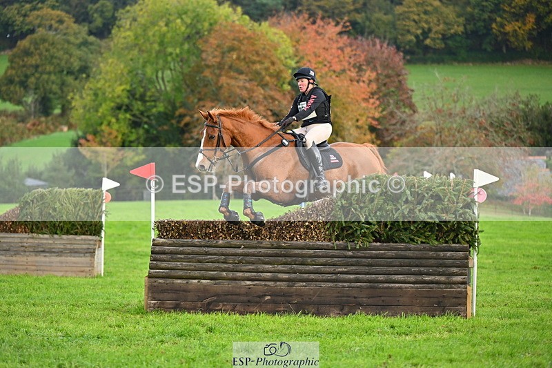 251025A-094424-16345 - D-321-Kirstie.Deakin-Main
