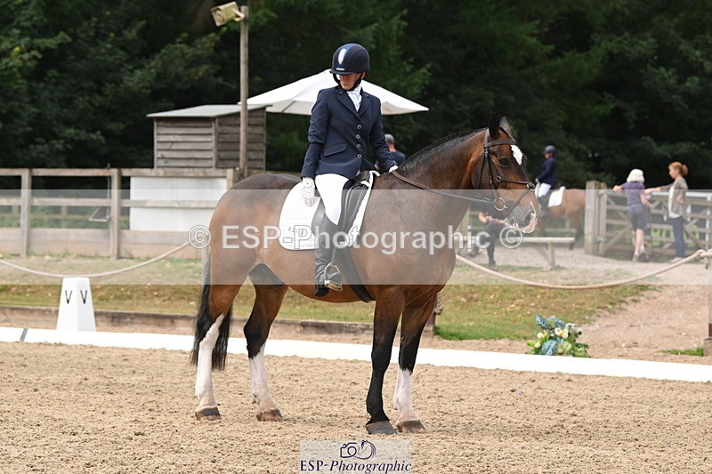 250719A-120551-04605 - 026-Carol.Quantrill-Cormoy.Lad