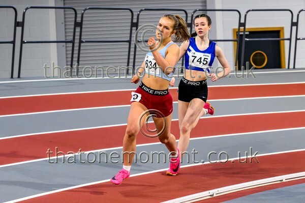 SeniorInd25-917416 - Track Female Set One