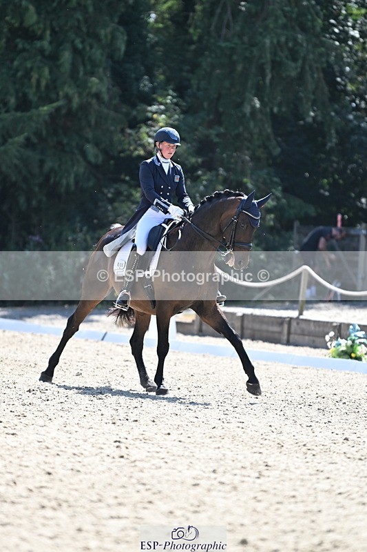 250810A-145923-07509 - 008-Caitlin.BurgessChocotof