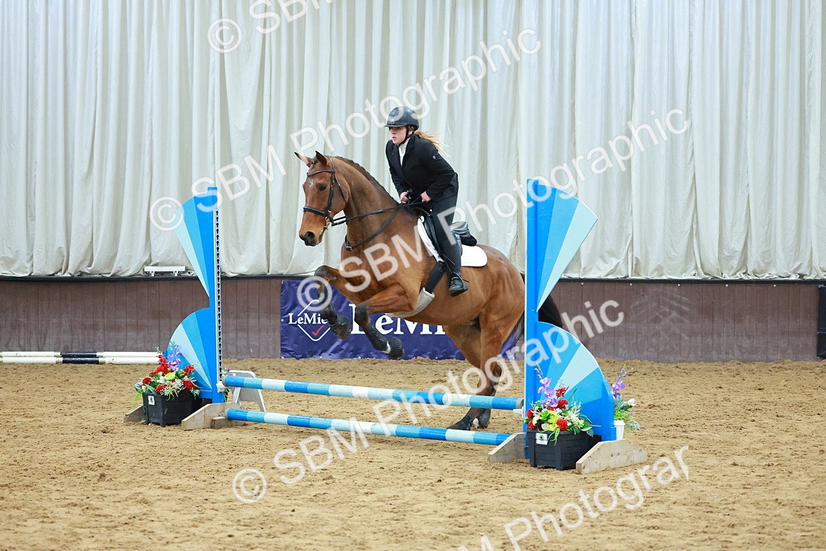 SBM_002441 - Class 3 - Horse & Hound (60cm)