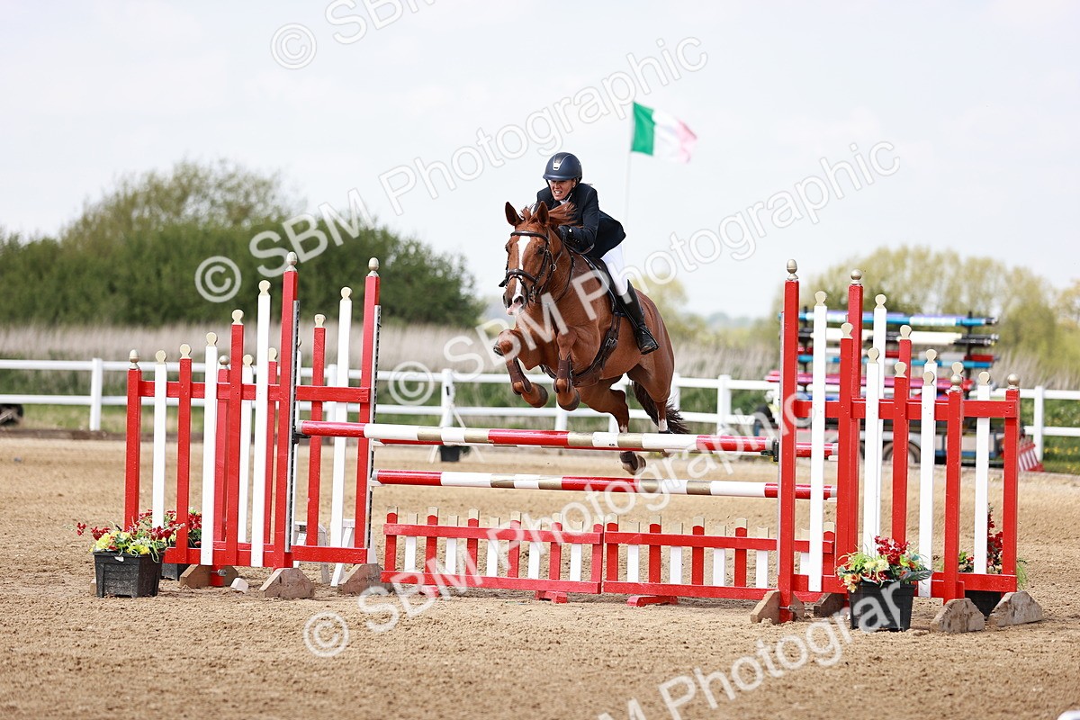  - Class 24 - Senior Newcomers - 1.10m