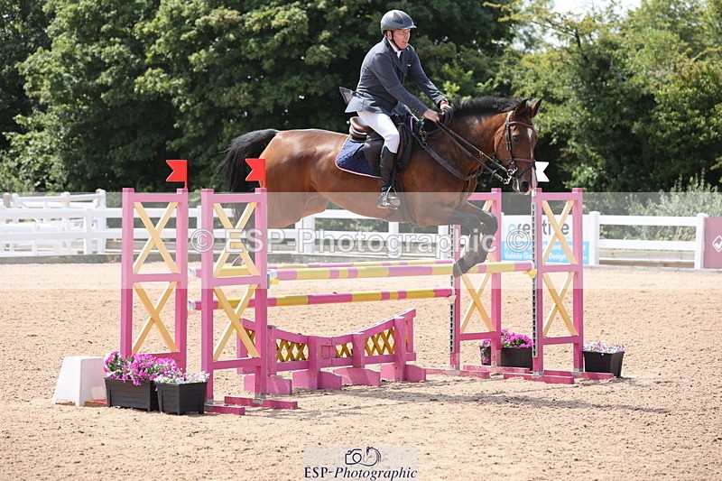 240718A-131220-05465 - Cls 9, 1 Star Bronze Tour 1.10m