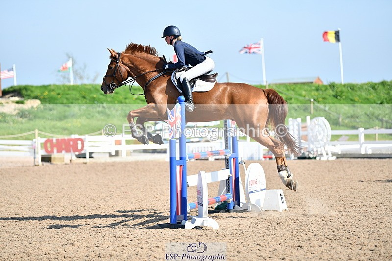 240512A-163533-19826 - Cls 44 1.05m National Am Quali