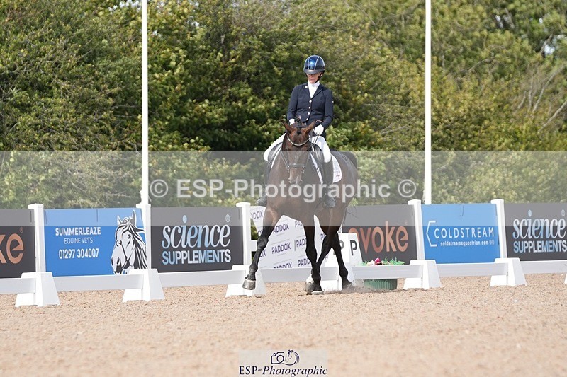 250906-134049-03359 - 113-Nicole.JahanshahiVirtual.Attraction