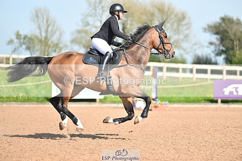 240510A-164021-09242 - Cls 24 National 1.40m Open