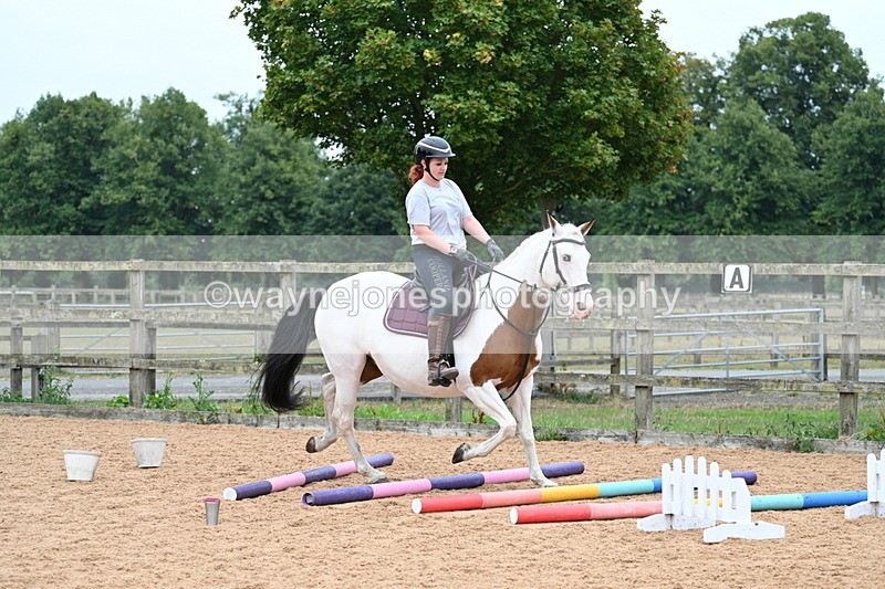 WJ7_9748 - Poles 14:00