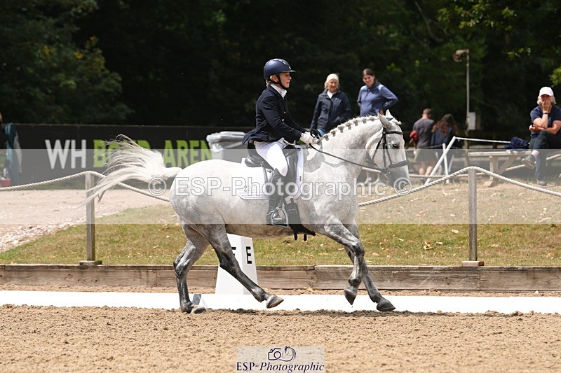 250720A-123141-10334 - 022-Vanessa.Capps-Catch.the.Moment