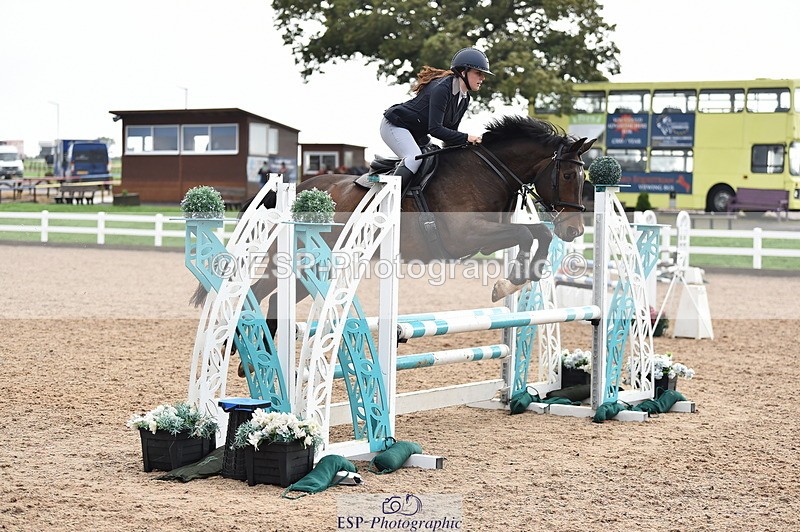 231013A-095912-00886 - Cls 6 British Novice & 90cm Open