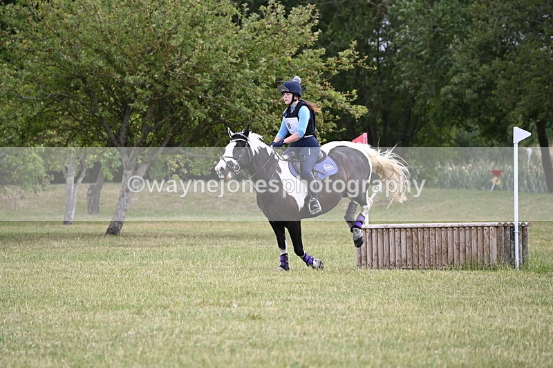 WJ6_6016 - 60cm XC Time 09:48 to 09:57