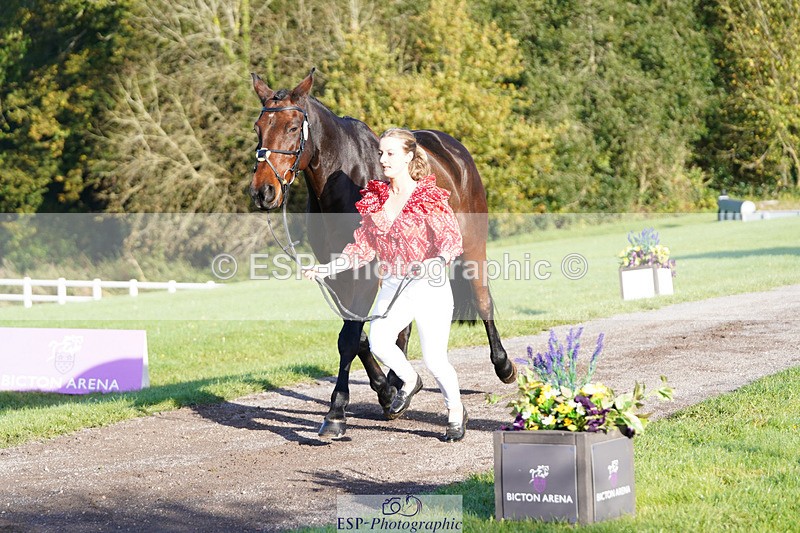 241026-100740-11628 - 018-Alice.Robinson-DERRYS.DIAMOND.CAVALIER