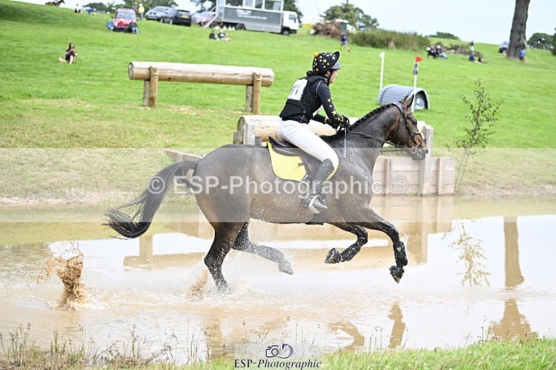 240803-135856-07380 - 211-Bethany_Hull-CARRICK_DIAMOND_OLIVER