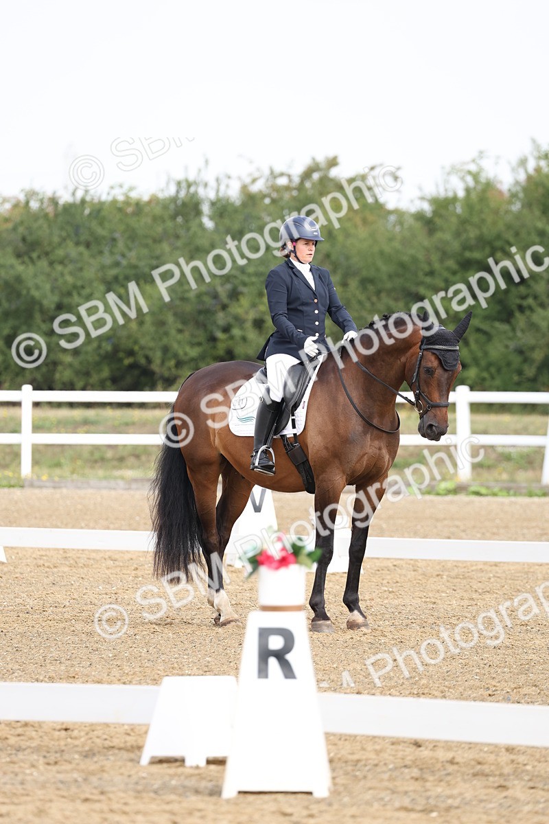 SBM_005707 - Class 6 - Novice 6 - 10.26-11.29