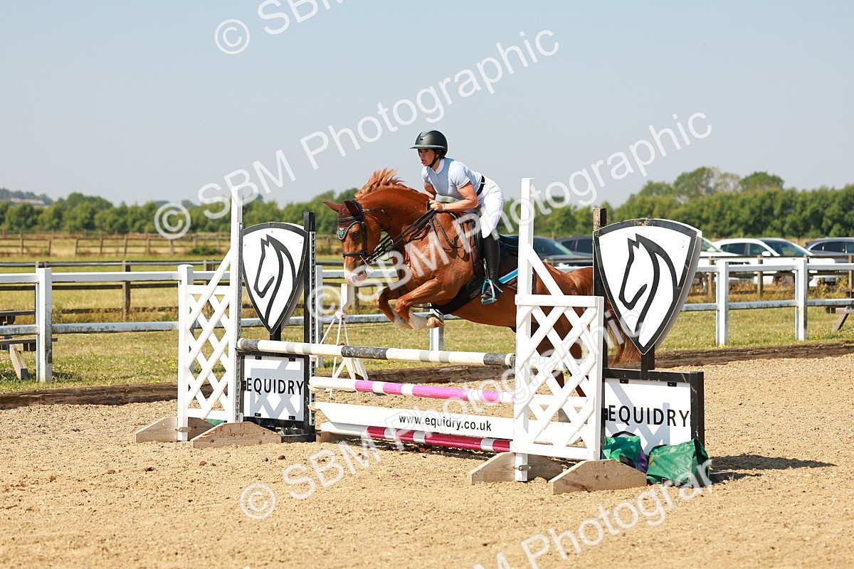 SBM_000027_Class 2 - Senior Novice - 90cm - Rosie