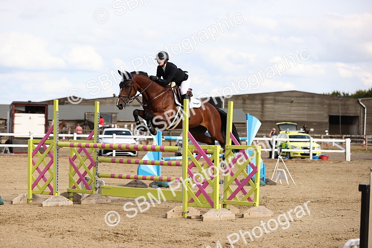 SBM_003678 - Class 13 - Senior Foxhunter - 1.20m