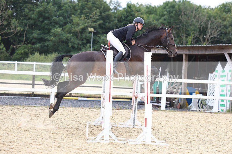 3E7A4716 - Class 4: Senior British Novice/90cm open