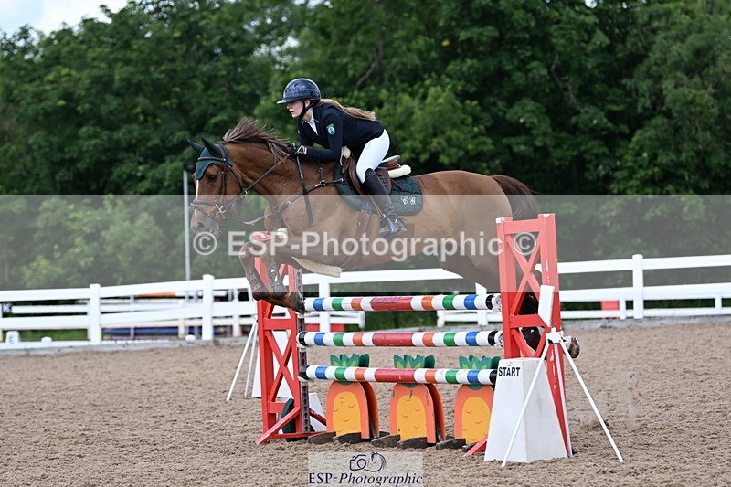 240619A-144829-00771 - Cls 4 Snr Newcomers and 1.10m Open