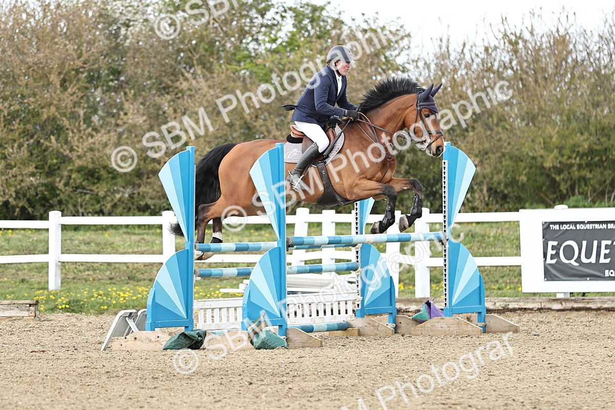 SBM_001151 - Class 4 - Senior Newcomers - 1.10m