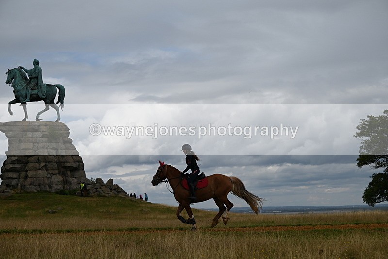 DSC_9222 - Time at Statue 14:33 to 15:10