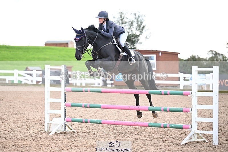 251022-124910-00433 - Cls 4 Snr Newcomers 1.10m