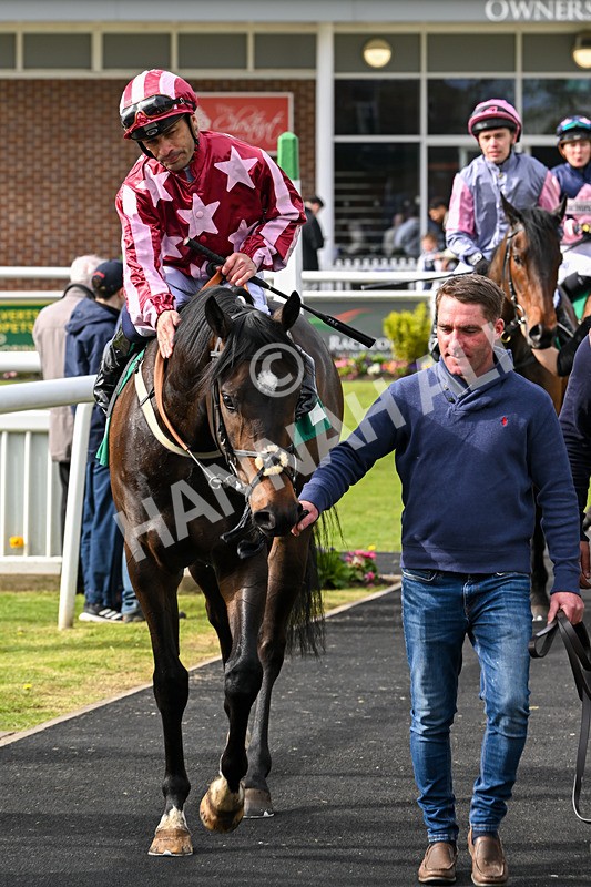 200424-Race 2-Kendall Roy-6019