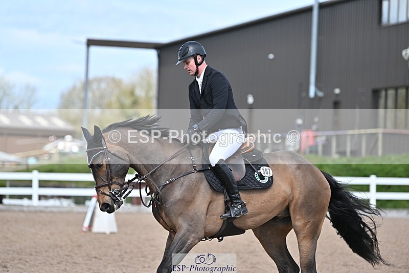 240418A-135704-03654 - Cls 13, 1 Star Bronze Tour 1.10m