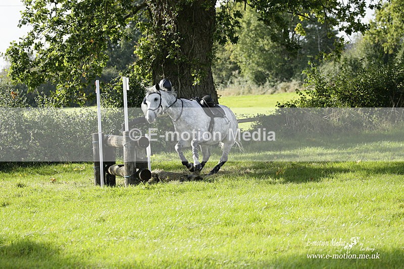  WWHT 171021 3274 - Intermediate (0.90m)  17/10/21