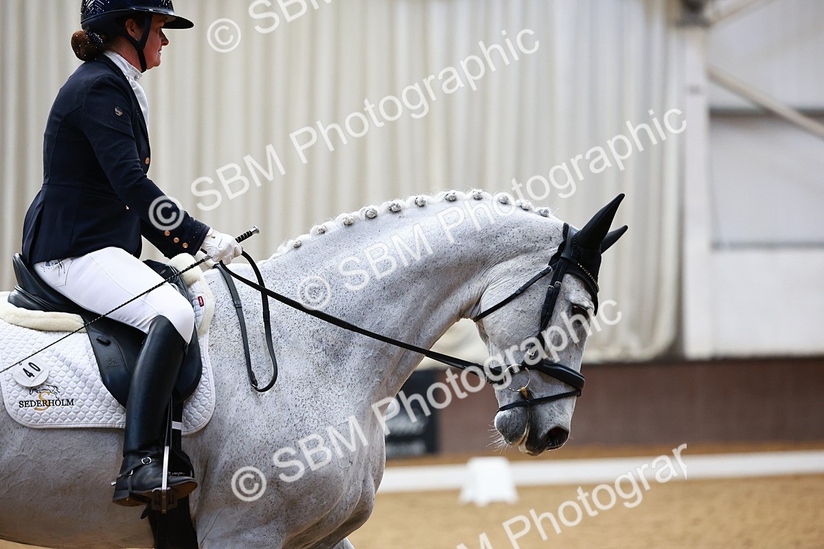 0B8A0053 - Class 1-2 - Intro 4 - Prelim 4