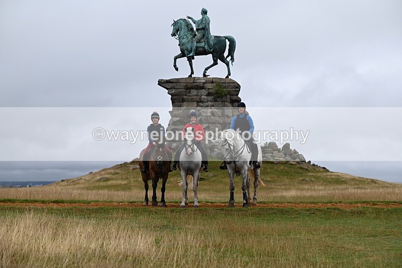 DSC_2341 - Time at Statue 12:34 to 12:56