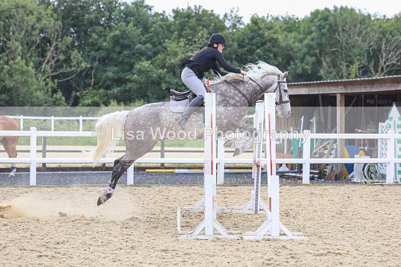 3E7A4681 - Class 4: Senior British Novice/90cm open