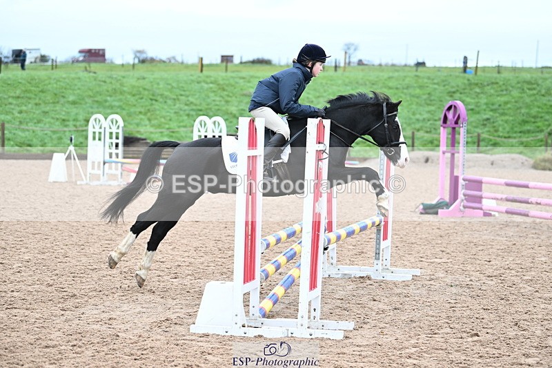 231203A-102231-00432 - Cls 14+15 Club and Schools 70cm