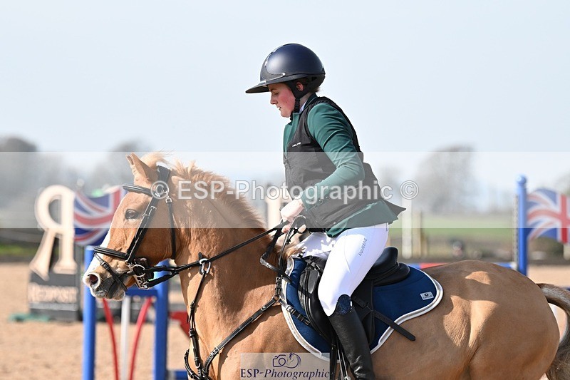 250309-125024-04657 - Cls 9 Pony Foxhunter and 1.10m