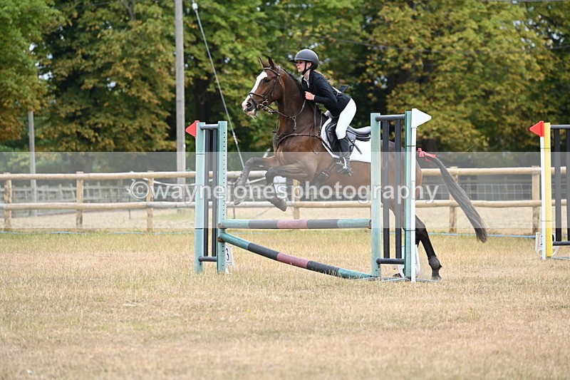 WJ6_0574 - Class 14 Intermediate Jumping 75cm