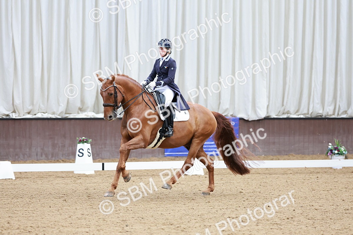 SBM_015663 - Class 5 - FEI INT II - 15.48-17.00