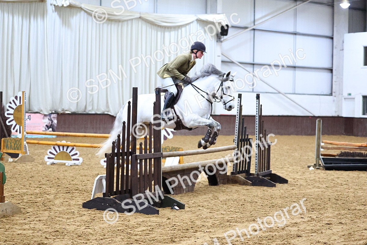 SBM_003629 - Class 37 - 80cm Training Stakes