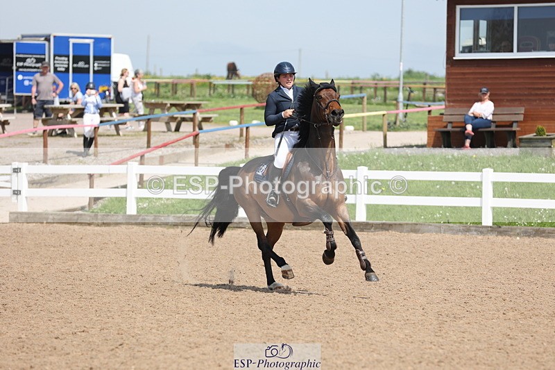 240510A-144010-07772 - Cls 17 1.05m National Am Quali