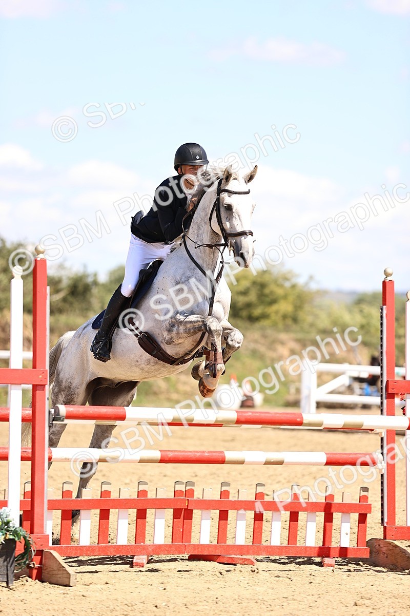 SBM_014968 - Class 15 - Senior Newcomers - 1.10m Open