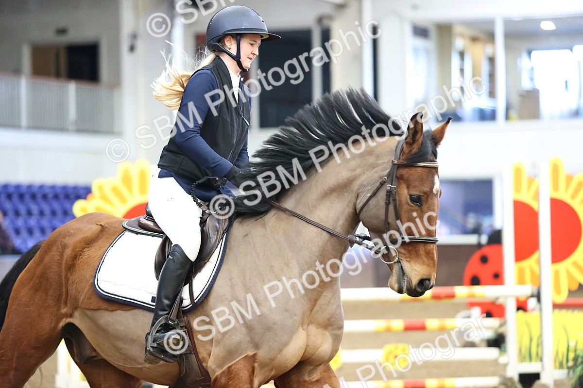 SBM_004122 - Class 15 - Joshua Jones Winter Discovery Championship Qualifier - 1.00m