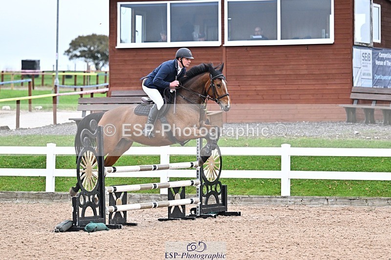 251029-100403-00142 - Discovery and 1m