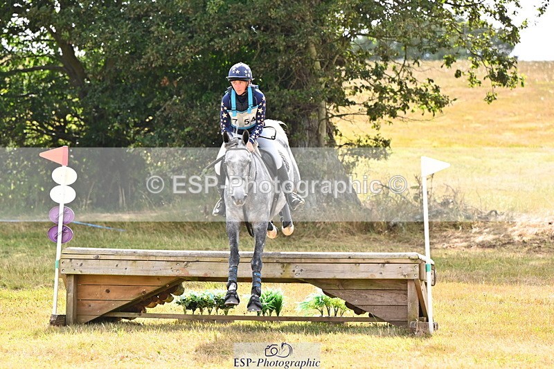 250803A-161808-16776 - Q-754-Leigh.Smallacombe-CRUISING.CARRA